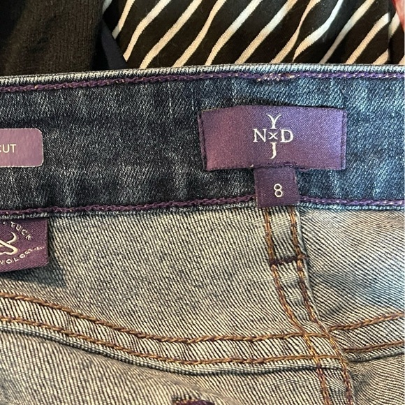 NYDJ Barbara Bootcut High Rise Blue Jeans Zipper Fly Size 8 - Picture 11 of 11